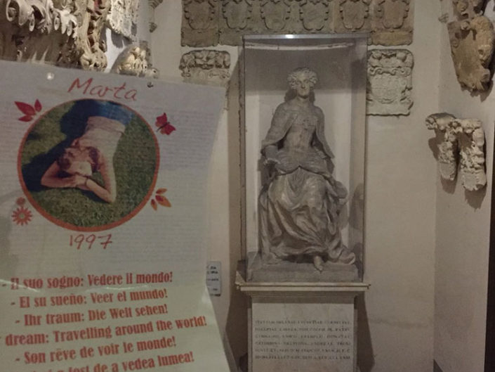Marta nel mondo