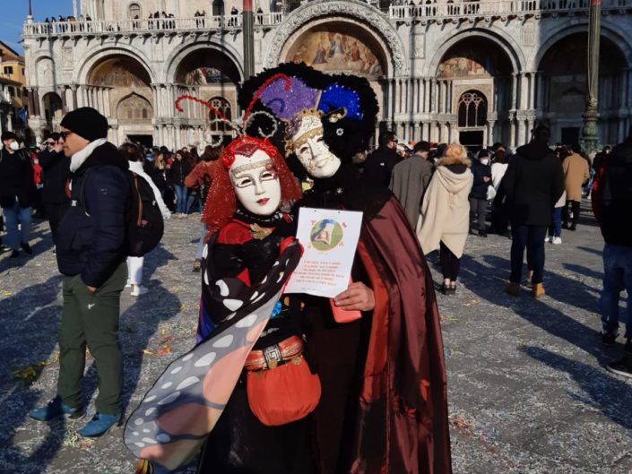 Marta nel mondo